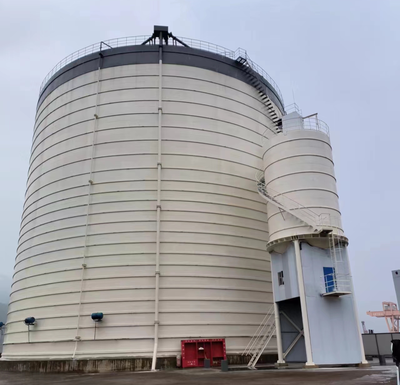 绵竹10万吨水泥钢板库